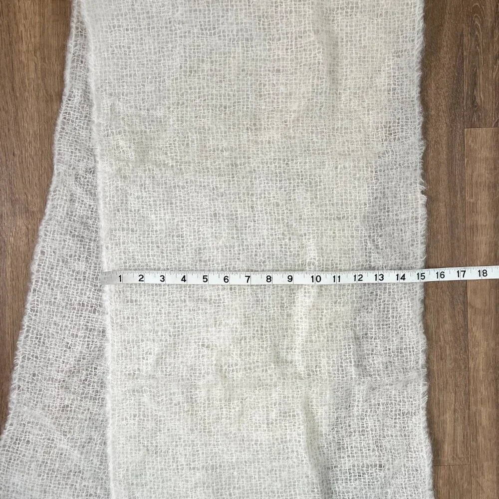 White Delicate Scottish Edinburgh Woolen Mill 100% Wool - Picture 6 of 8